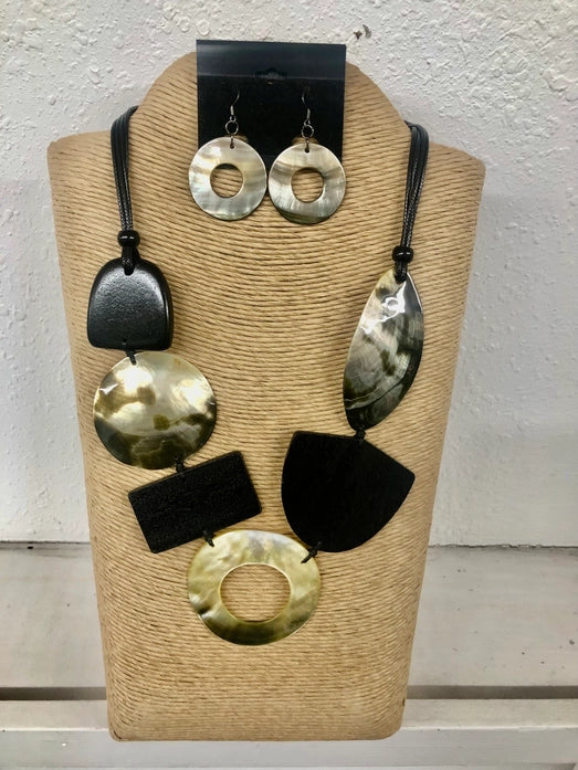 Black Wax Cord with Irregular Wood and Shells Necklace Set