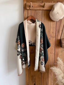 Women's  Shawl Wrap, Reversible, With A Floral Black/White Floral Design