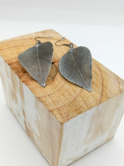 Pewter Grey Color Filigree Leaf Drop Earrings