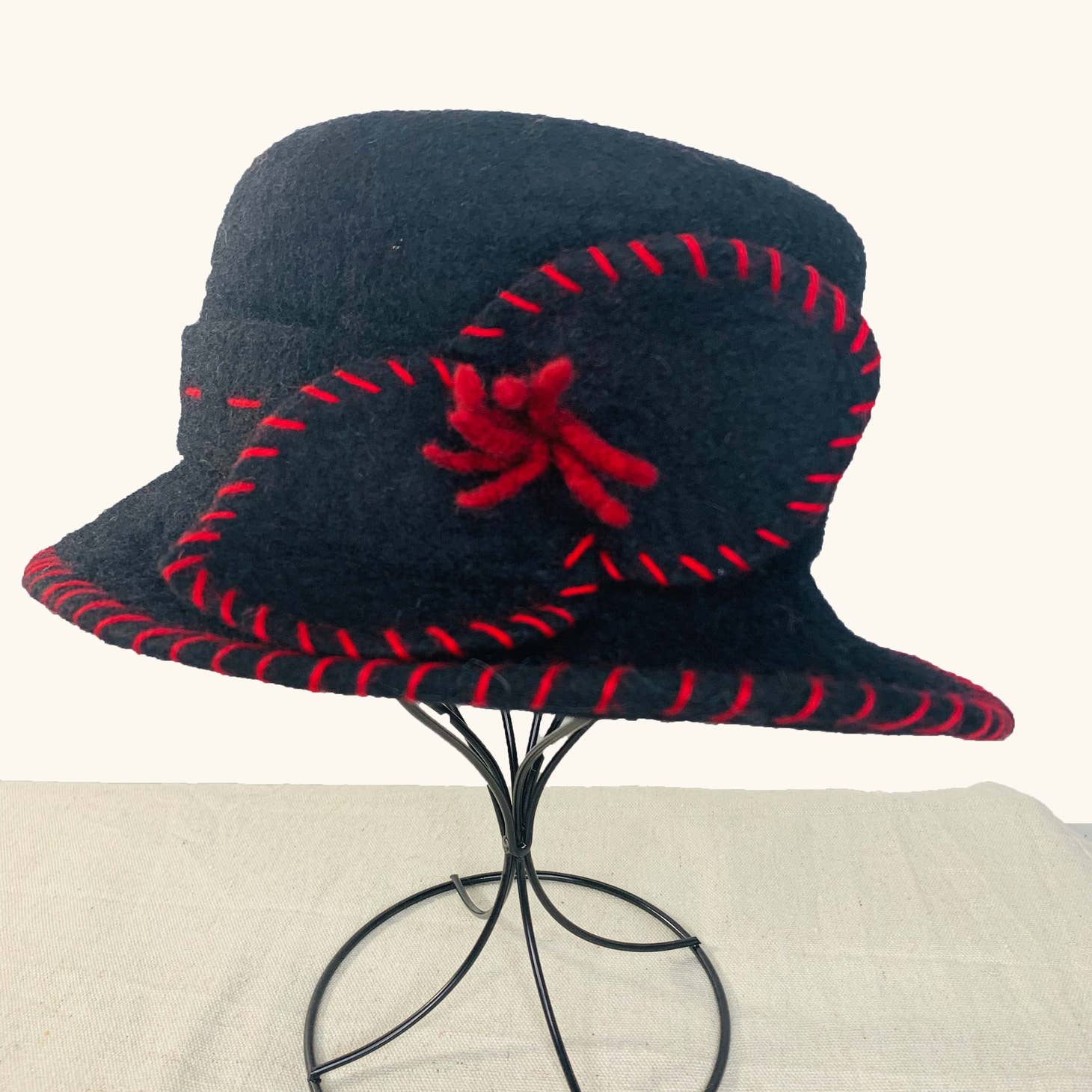 Boiled Wool Women's Hat, Black with Red Contrast